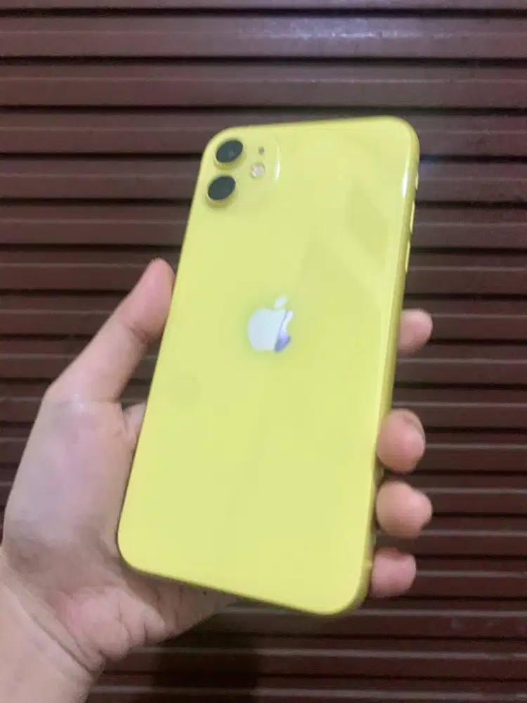 iPhone 11 64GB bypass WiFi Fullset Mulus
