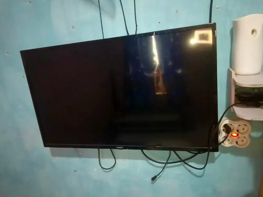 Aqua japan digital TV 32