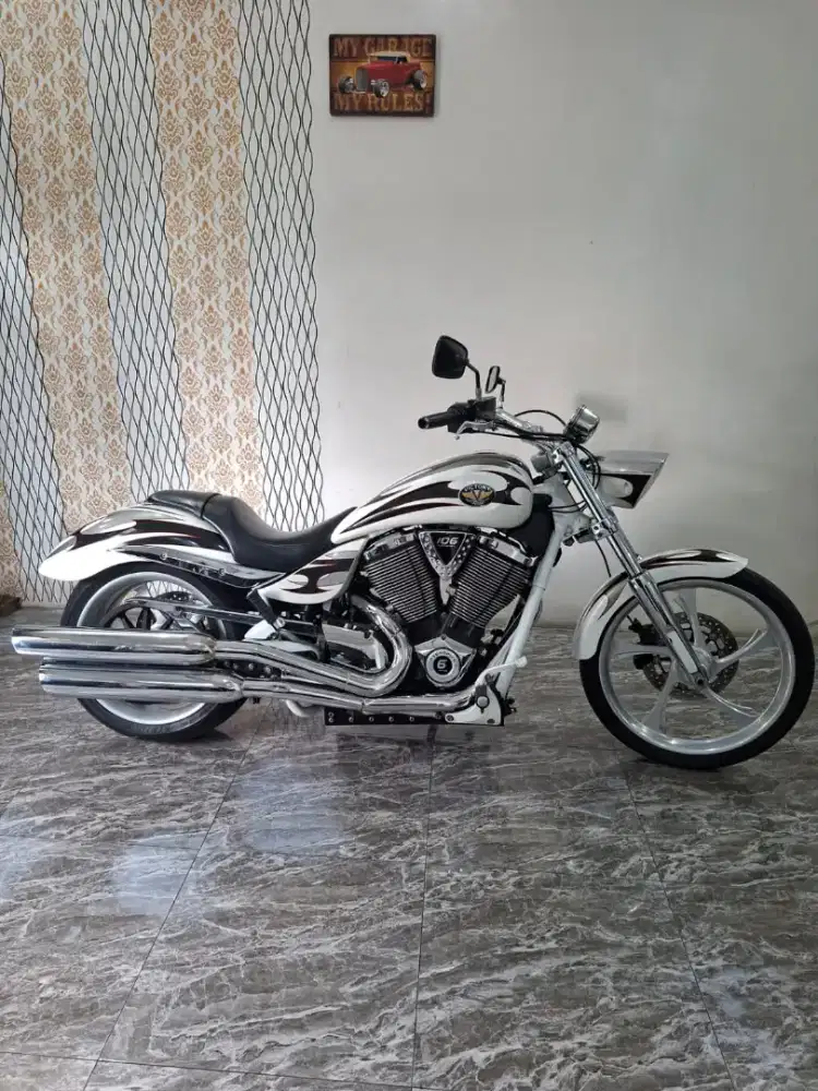 Harley Davidson Electra police rasmore fullpaper