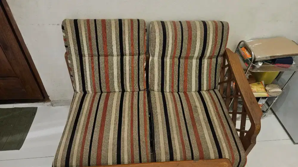 Kursi Sofa dan Meja Jati