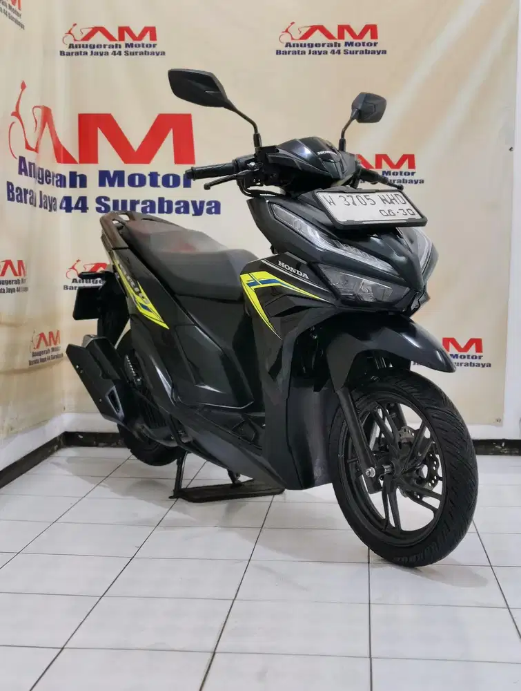 Honda Vario 125 cbs Tahun 2024 warna Hitam glossy