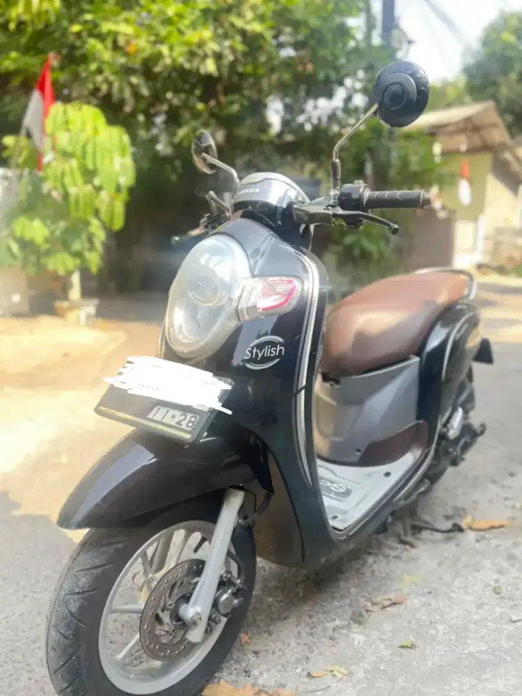 Motor Scoopy Stylist Injeksi 2018