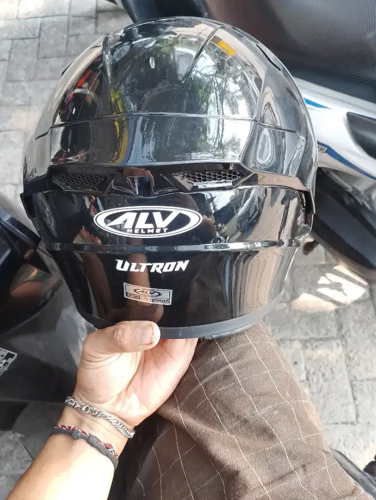 Helm Alv ultron