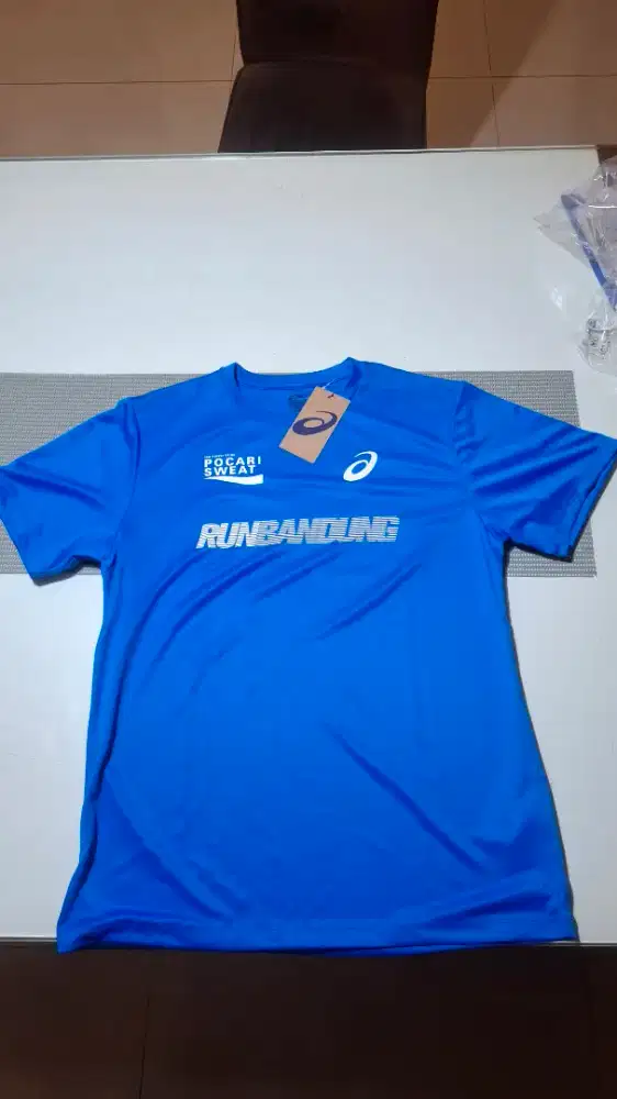 Jersey pocarirun bandung 2026 asics