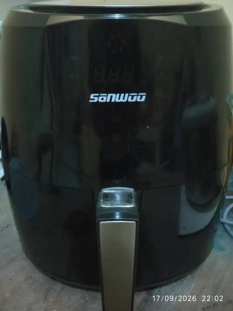 BU Air Fryer Sanwoo Mulus Seperti Baru – Baru 1x Pakai