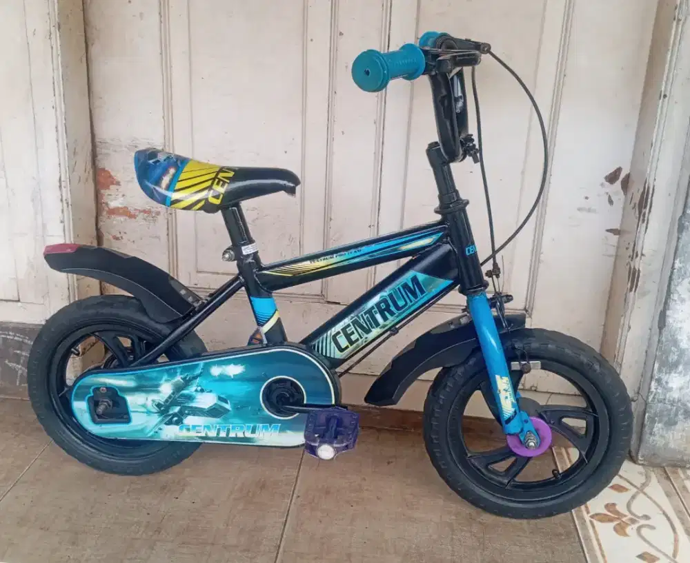 sepeda anak ukuran 12 untuk usia 3 sampai 5 tahun