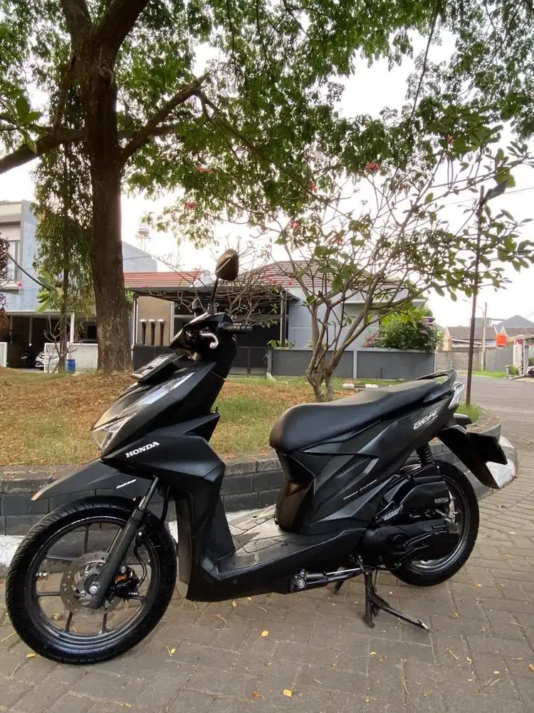 Honda Beat Deluxe tahun 2022, full original mulus, istimewa