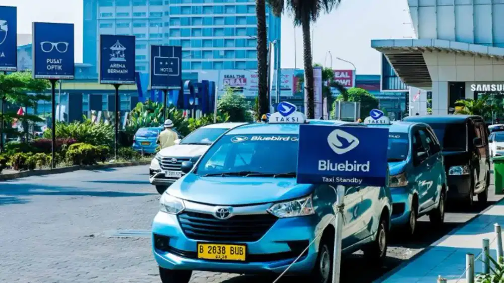 Lowongan driver taxi bluebird