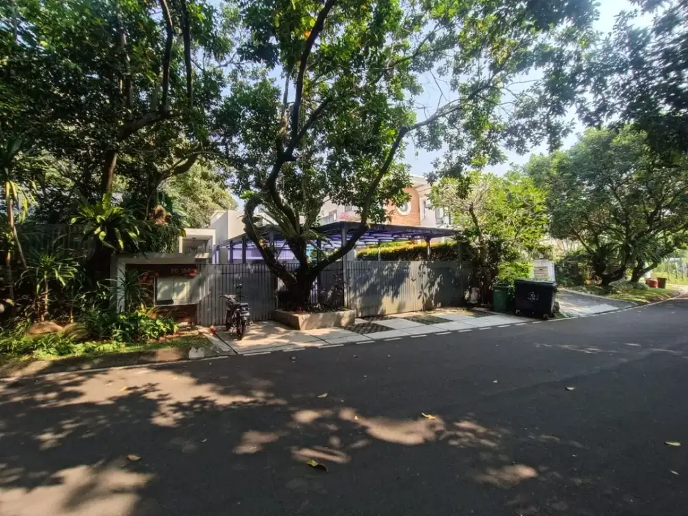 HUNIAN DUA LANTAI, NYAMAN & STRATEGIS KAWASAN ELIT PONDOK INDAH