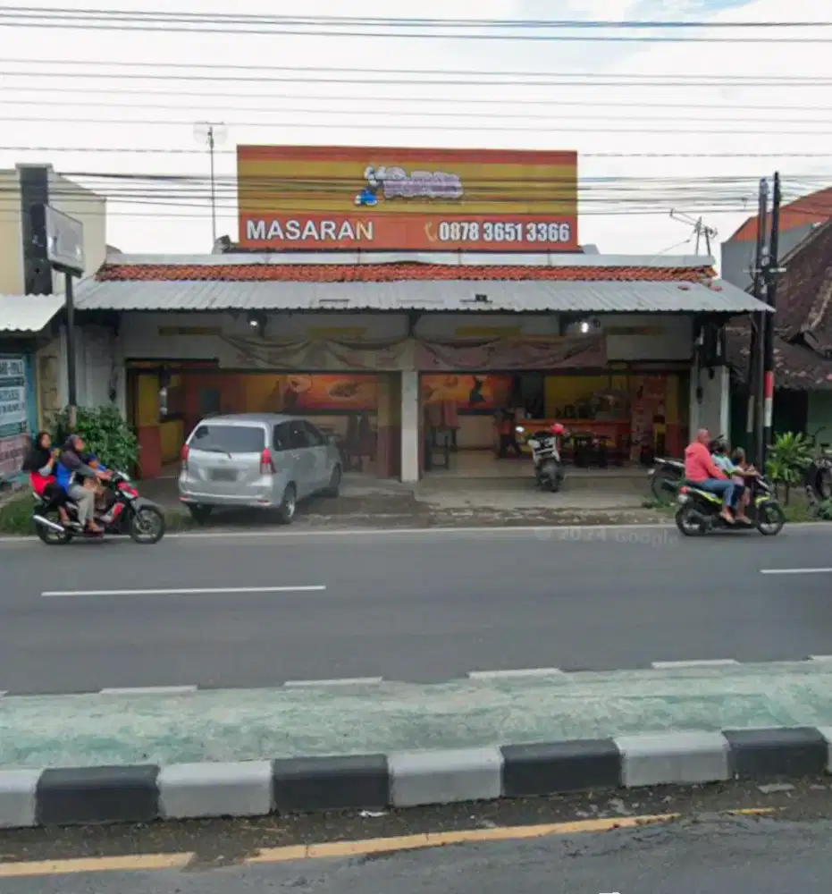 Jual Cepat BU. Nego! Ruko 445m2 SHM area komersial di Masaran, Sragen