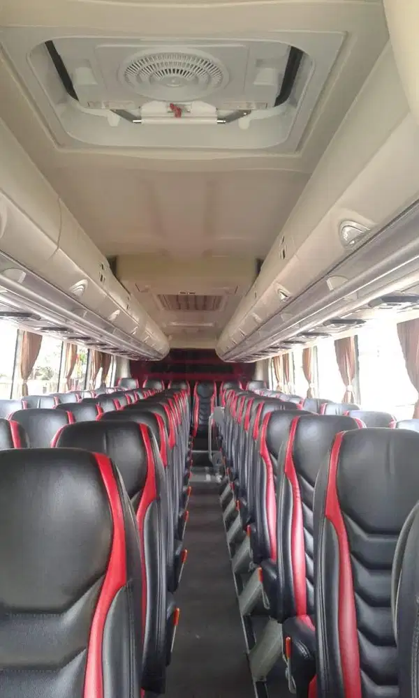 Bus Long Hino Rk8jska 2019