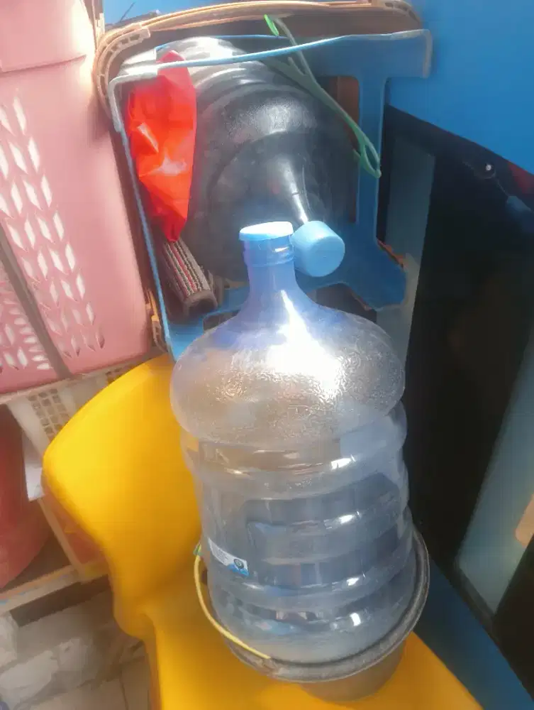 Jual galon AQUA