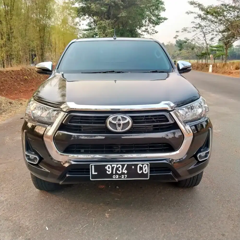 TOYOTA HILUX DC 2.4 4X4 MT 2022