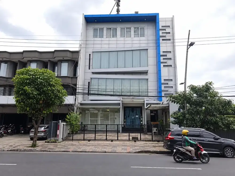 Dijual murah Kantor siap pakai di perak timur