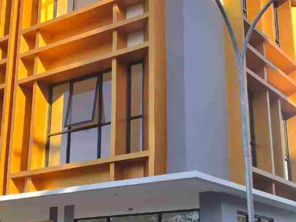 Ruko masih baru jadin 3 lantai di seventh evenue grand city kota Balikpapan
