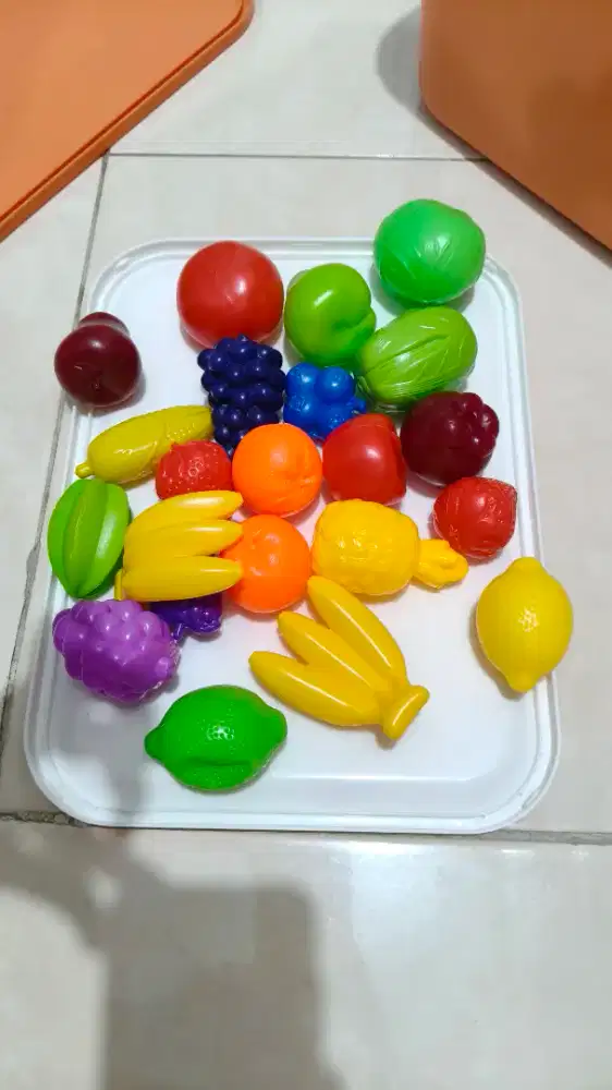 1set mainan anak buah