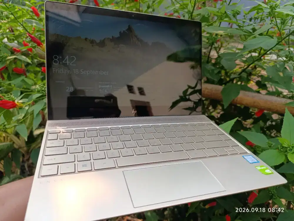 Laptop Hp type Envy 13-ad182TX core i7 dual VGA