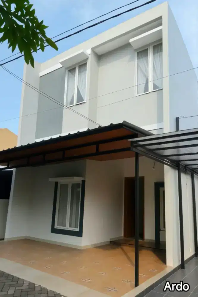 DIJUAL RUMAH 2 LT TAMAN JUANDA BEKASI TIMUR.DEKAT STASIUN BEKASI TIMUR