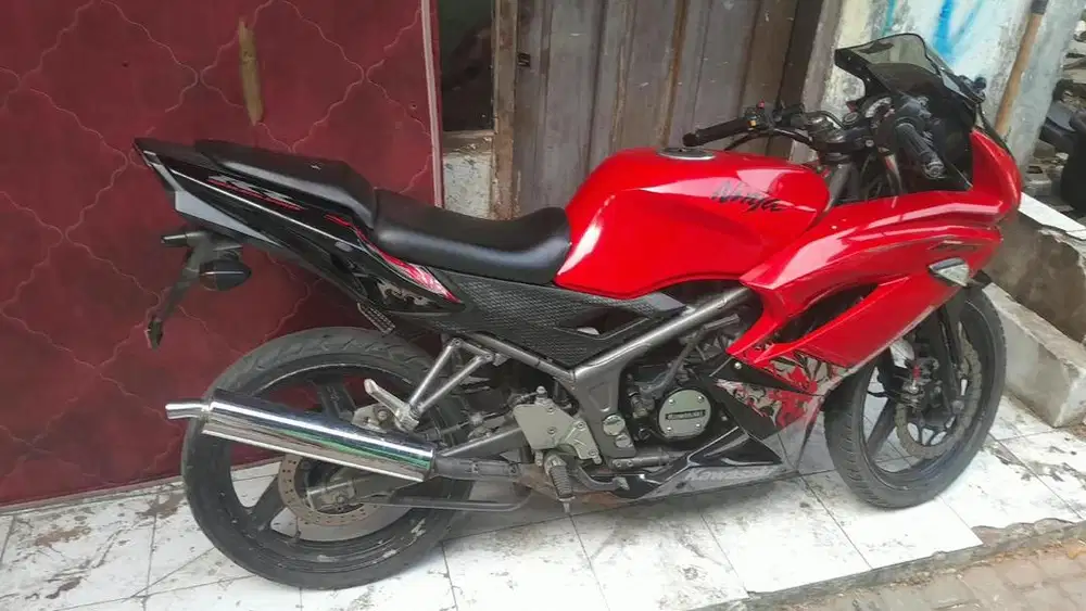 Kawasaki Ninja 150 rr