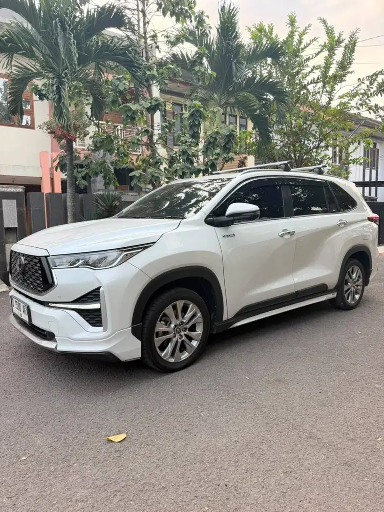 zenix hybrid type Q kota bandung harga terbaik
