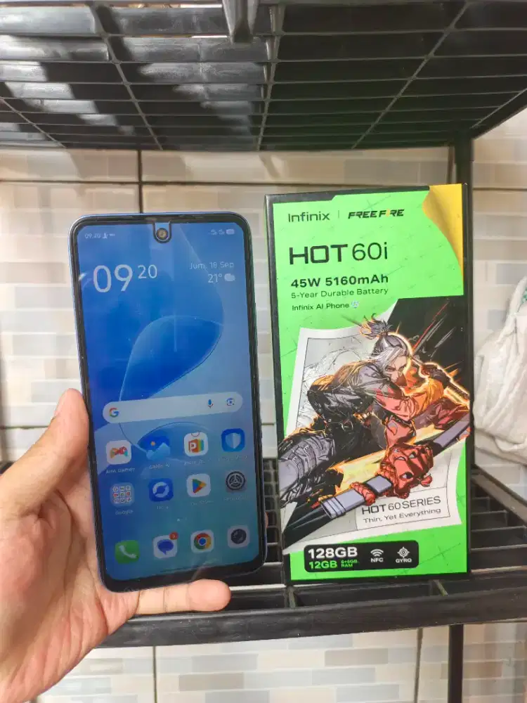 Infinix Hot 60i Ram 6+6/128GB Fullset