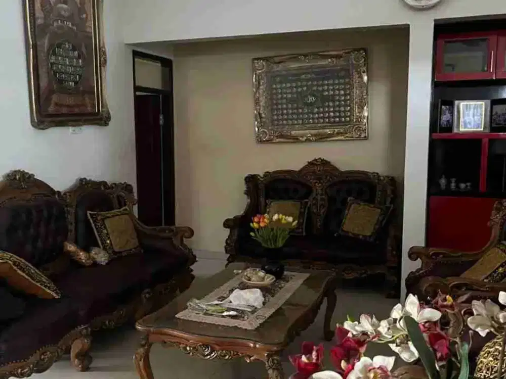 Rumah full furnished siap huni di komplek Batununggal indah Soekarno Hatta