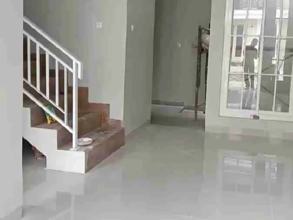 Rumah baru mewah 2 lantai Ready murah dkt UNM parangtambung dan UNISMUH Makassar.