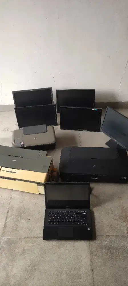 Laptop, printer dan monitor