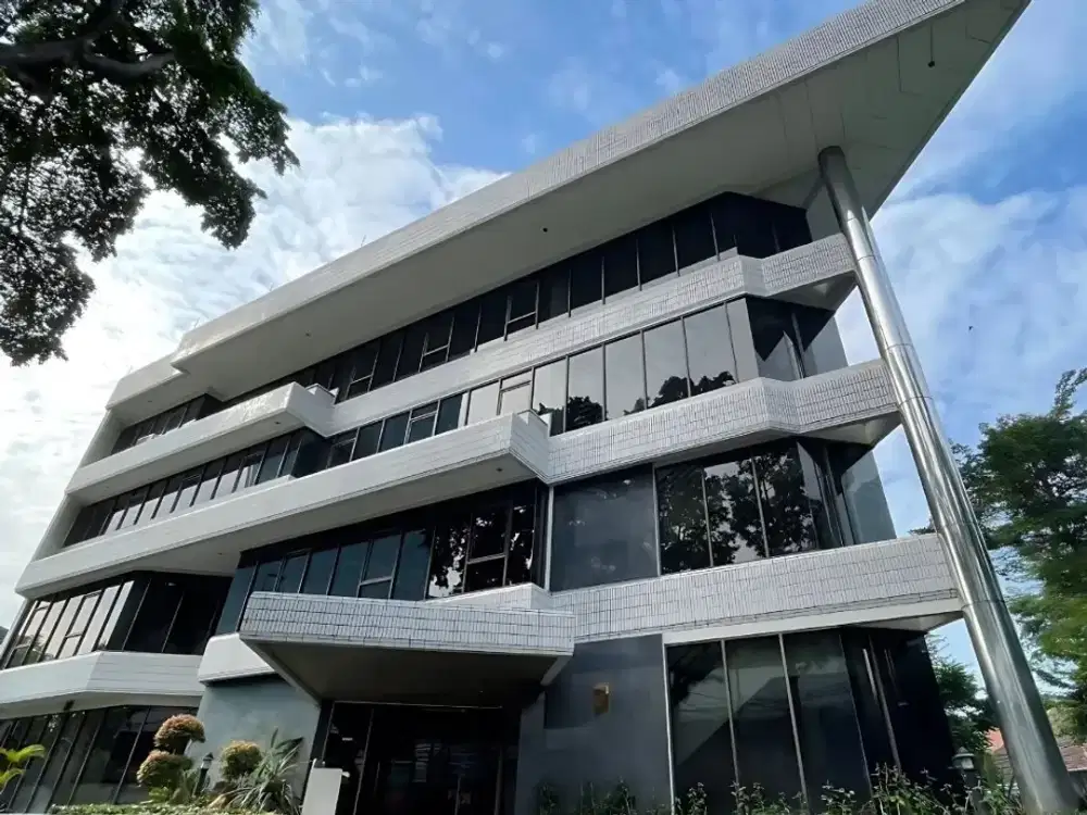 Kantor di Wisma Amex Luas 150 sqm Fitted Area Kebayoran Dekat Transjakarta