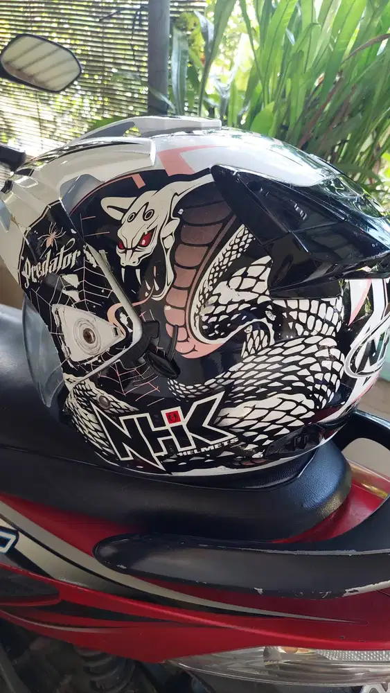 Helm Nhk Predator Naga