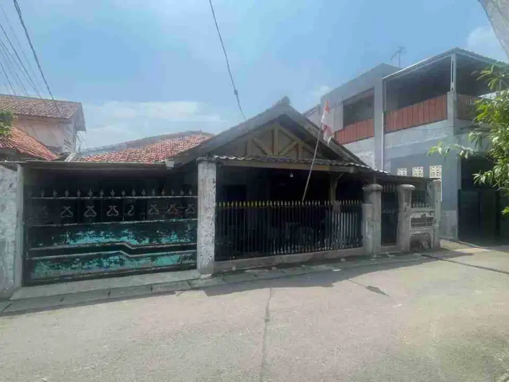 Rumah Tua Hitung Tanah di Ciputat Cipayung dekat Tol dan Busway