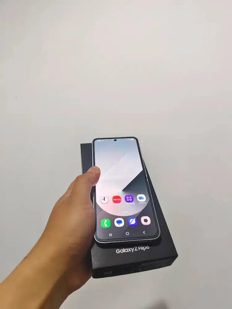 Samsung Z Flip 6