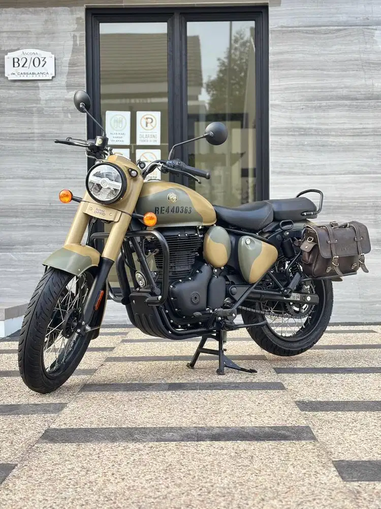 Royal Enfield 359 Classic Comando Sand thn 2025 Odo 400 Koko Motor