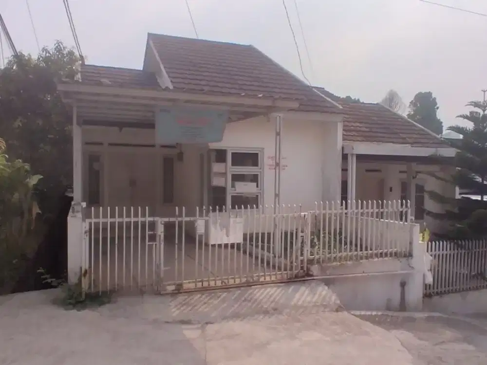 Dijual Rumah Tinggal Komplek Geo Asri Sindanglaya