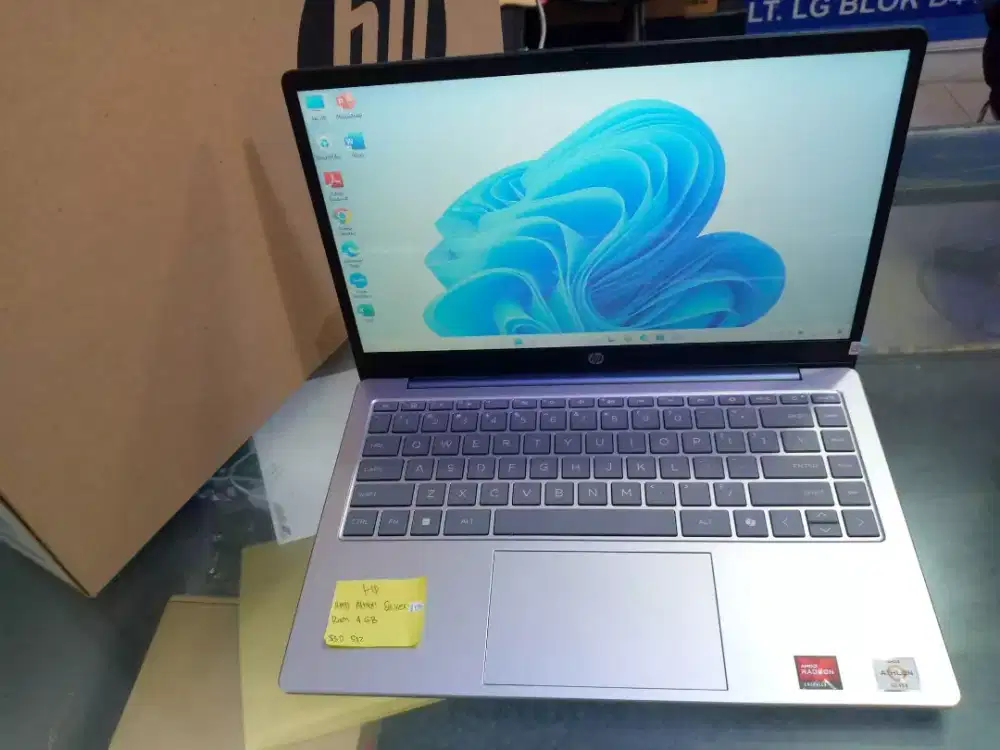 Jual Cepat Laptop Hp 14s Fulset Mulus(AMD Atllon Silver SSD 512GB 14)