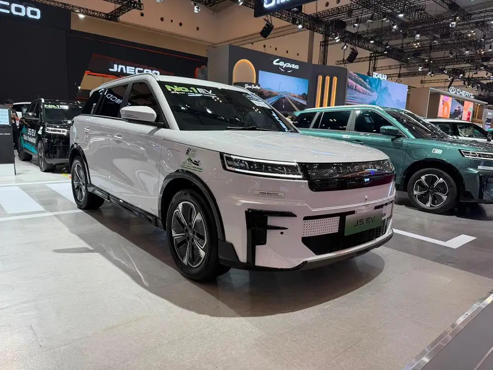 JAECOO J5 EV Premium