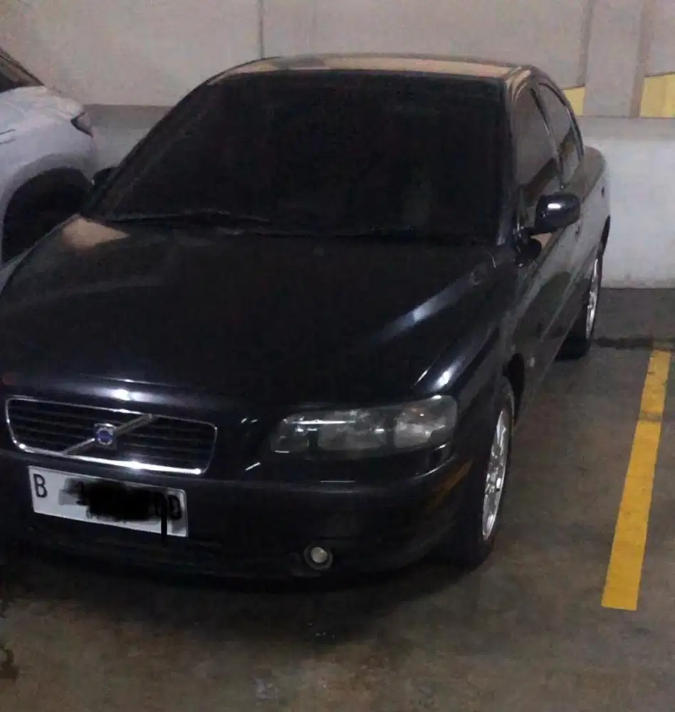 Jual Volvo s60 2004 AT Lengkap