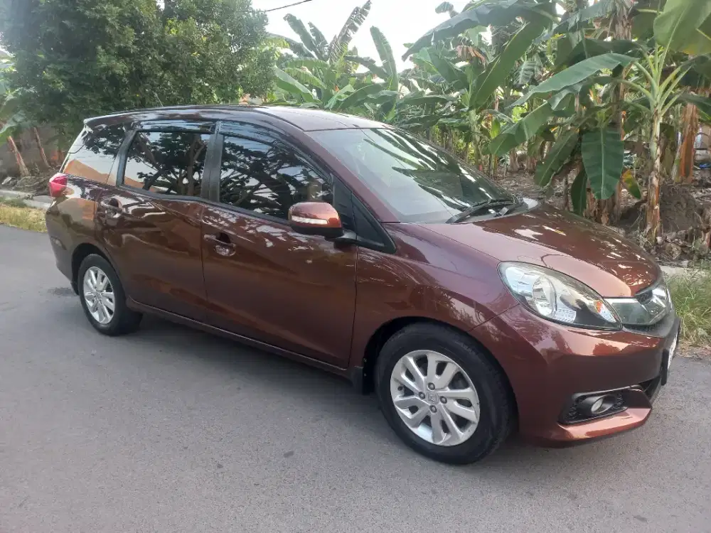 Honda mobilio E cvt 1.5 At th 2014 plat H istimewa