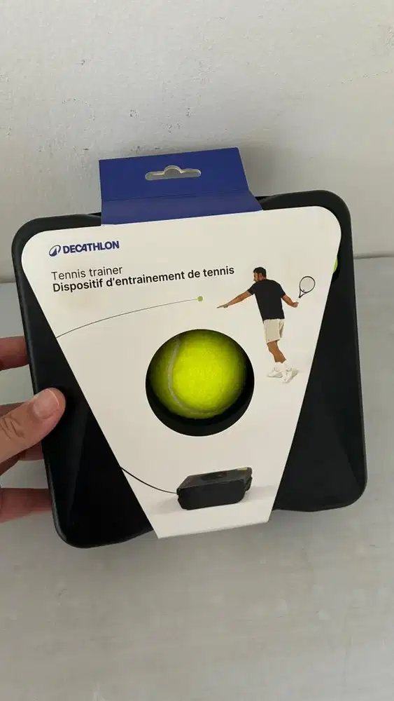 Bola tennis latihan