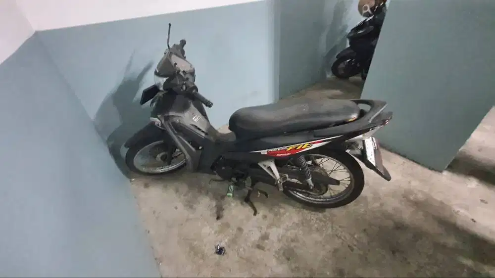 DIJUAL MOTOR HONDA REVO!