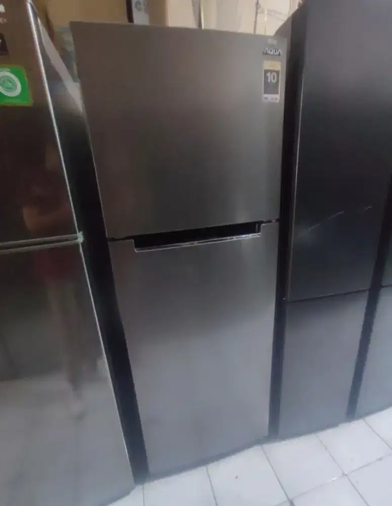 KULKAS 2 PINTU AQUA AQR-370R
