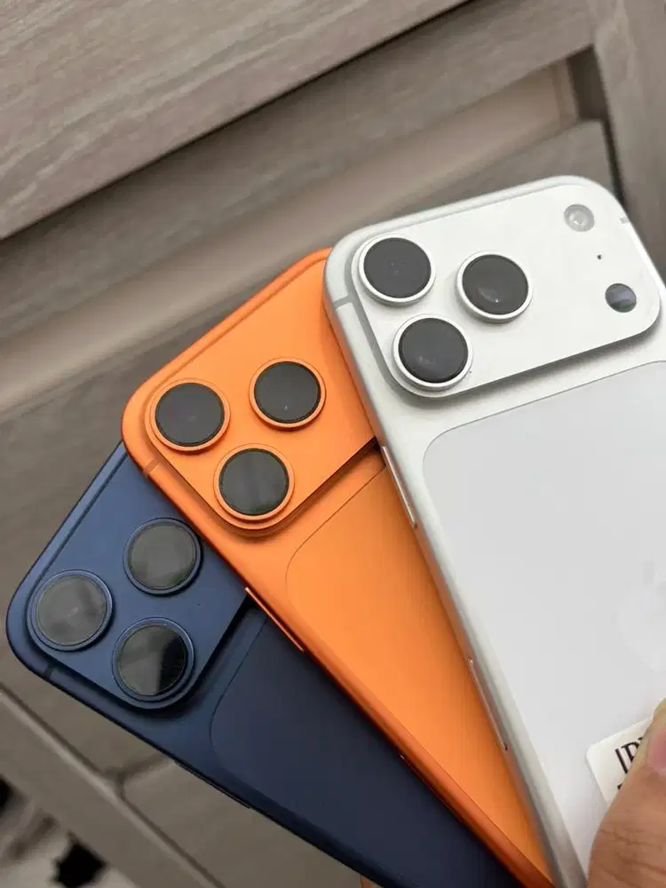 IPHONE 17 pro 256 gb resmi fullset