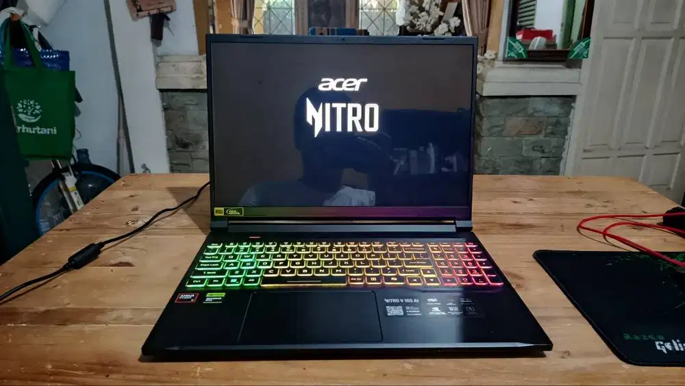 Laptop ACER Nitro V 16s AI & NVME ADATA LEGEND 800 2TB