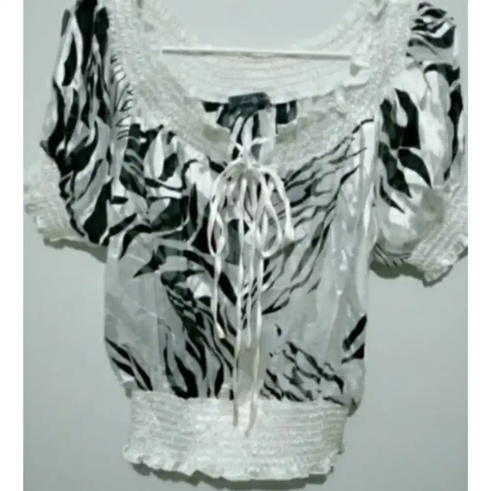 GRATIS / FREE - TWENTYONE ORIGINAL FASHION WANITA / WOMEN FASHION