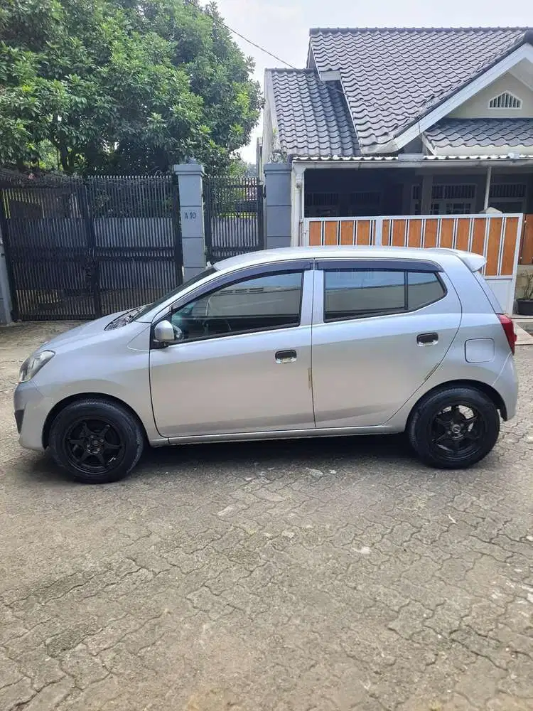 Jual Cepat !! Daihatsu Ayla mt 2021 Bensin