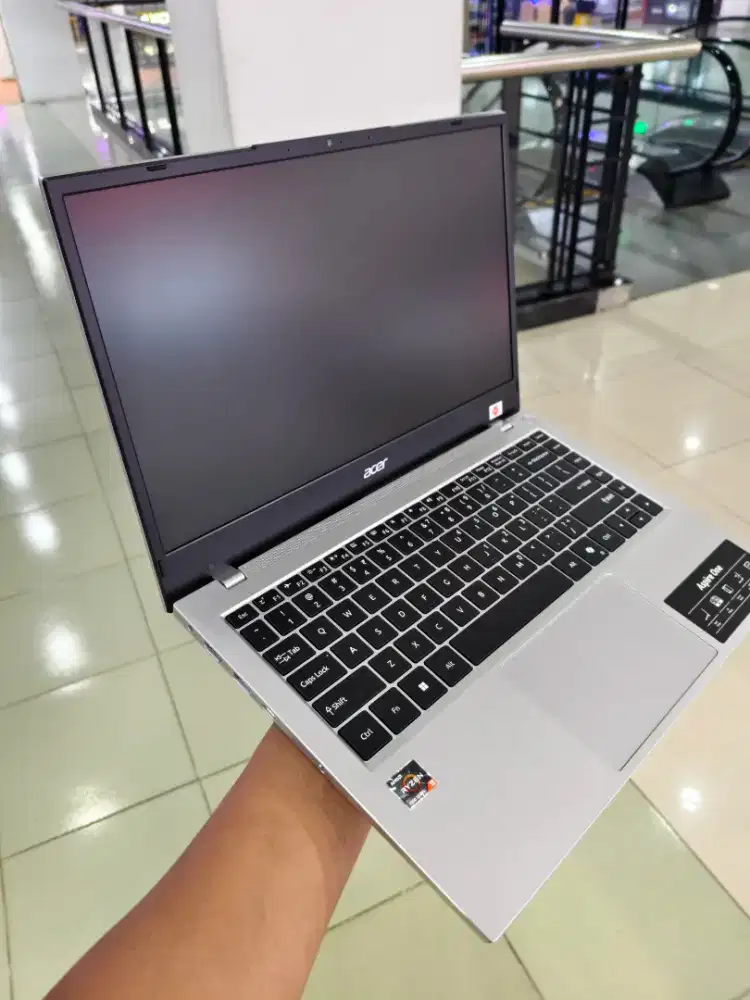LAPTOP ACER RYZEN 3 7000 SERIES