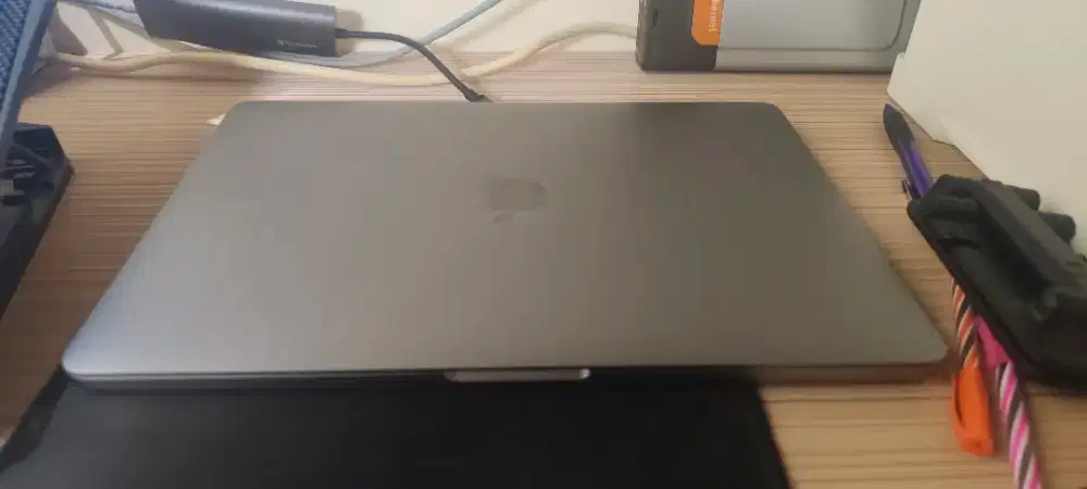 Macbook Pro 13 touchbar 2017