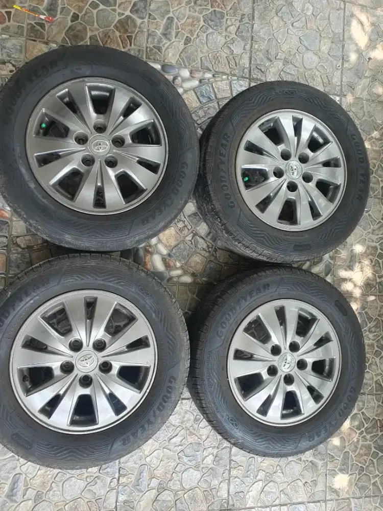 Velg Oem Innova Barong