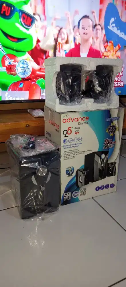 SPEAKER AKTIF BLUETOOTH FM RADIO ADVANCE
