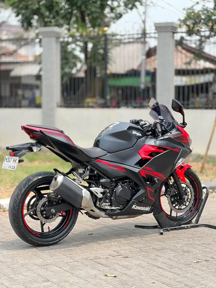 LOW KM! KAWASAKI NEW NINJA 250 FI ABS SE MERAH 2018 PAJAK ON SIAP GAS